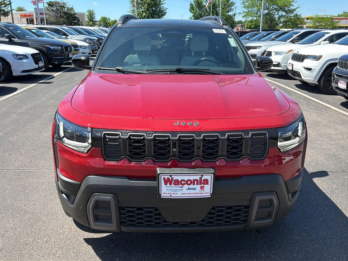New 2026 Red Hot Pearl-Coat Exterior Paint Jeep Overland image 3