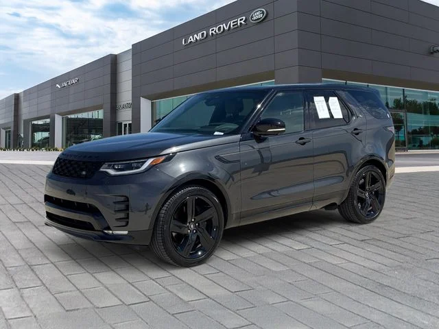 2025 Land Rover Discovery P360 Dynamic SE's photo