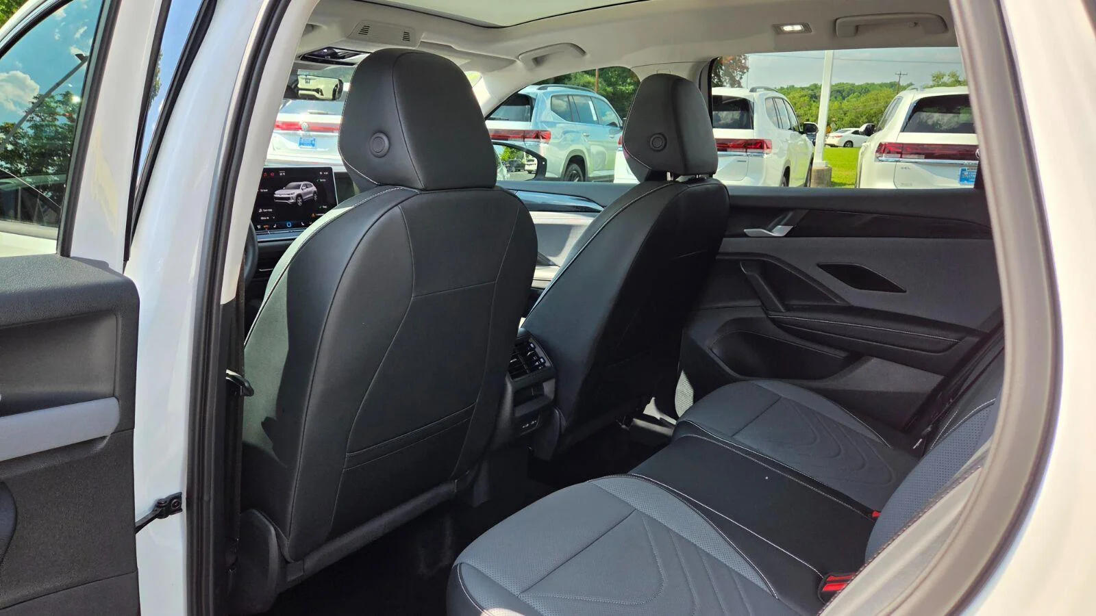 Certified Used 2026 Pure White Volkswagen SE image 41