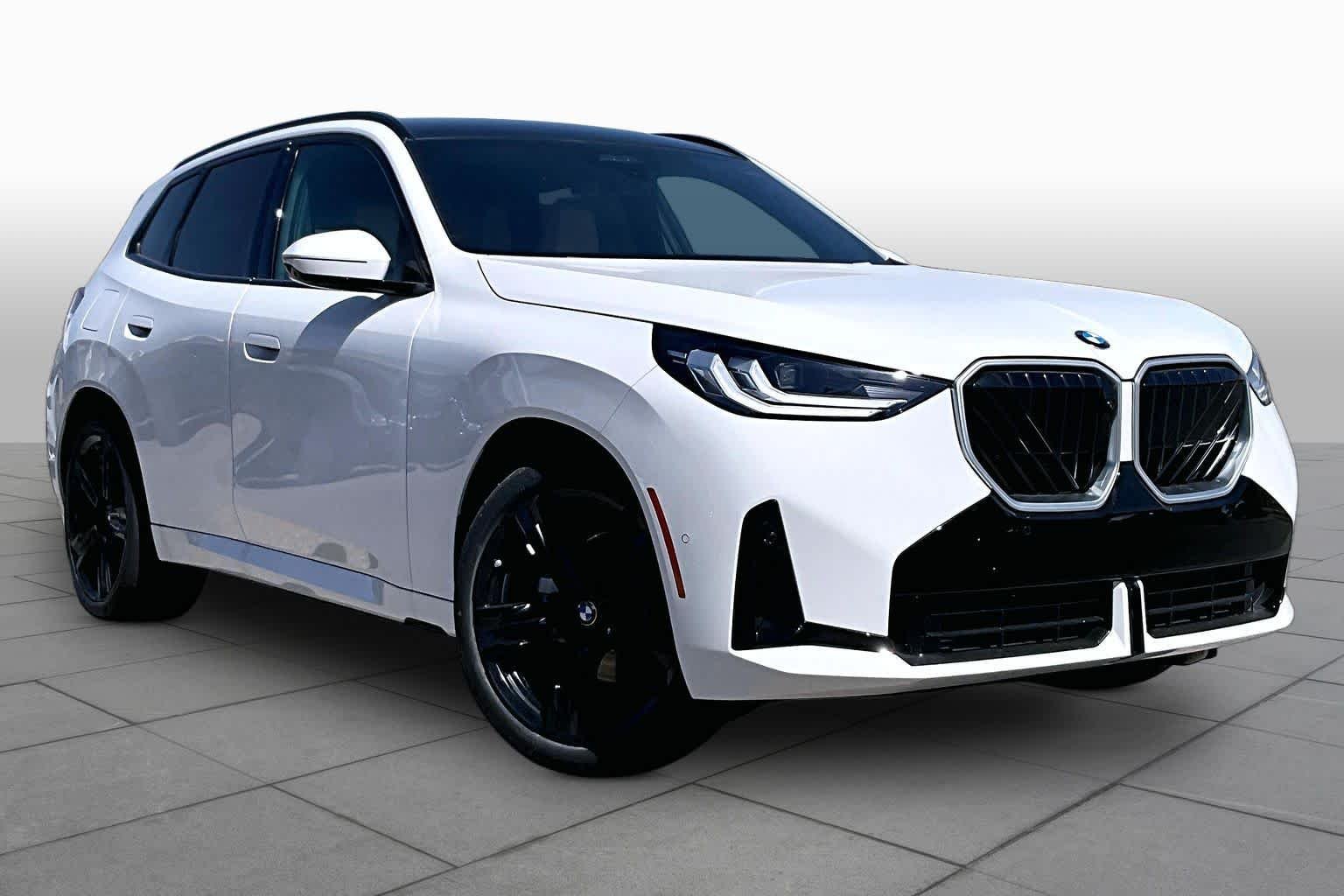New 2026 Alpine White BMW 30 xDrive image 2