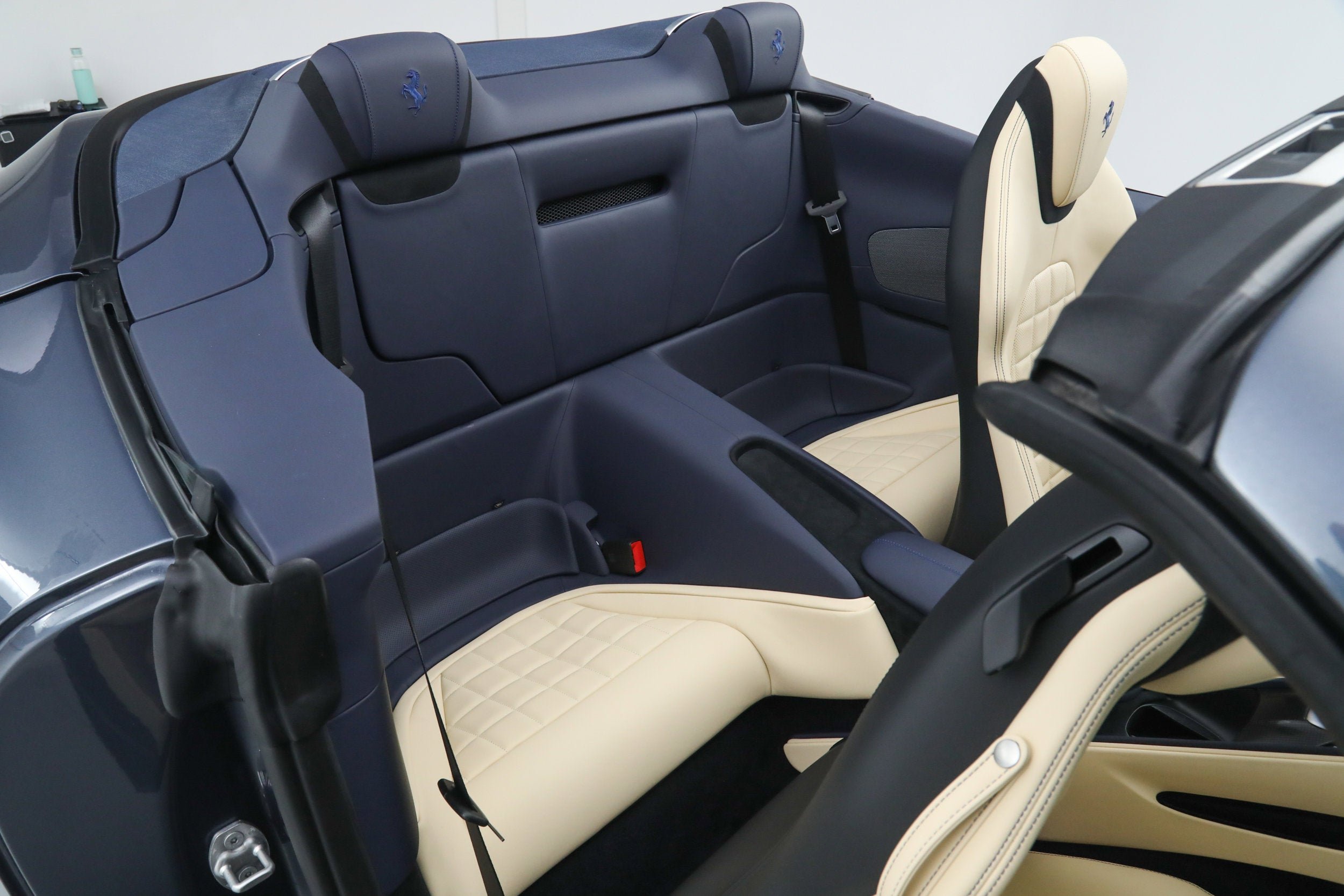 Certified Used 2025 Blu Roma Ferrari  image 23