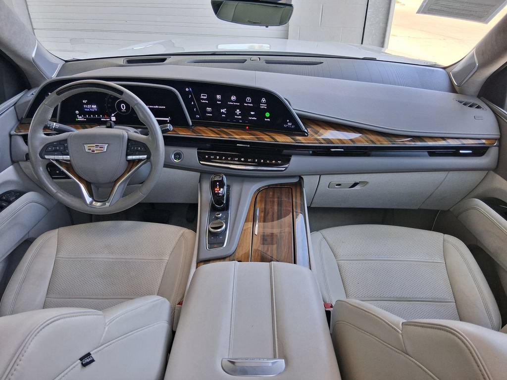 Used 2024 Crystal White Tricoat Cadillac Premium Luxury Platinum image 10