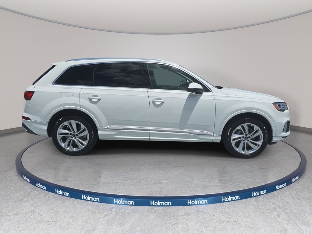 Used 2021 White Audi 45 Premium image 7