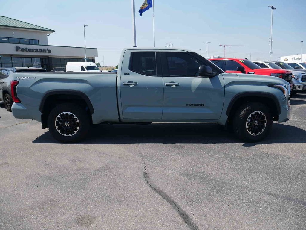 Used 2024  Toyota SR5 image 22