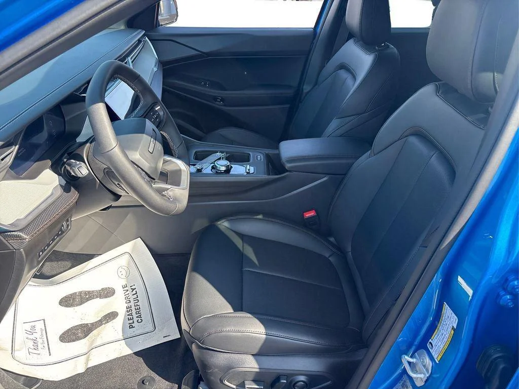New 2026 Hydro Blue Pearlcoat Jeep Limited image 9