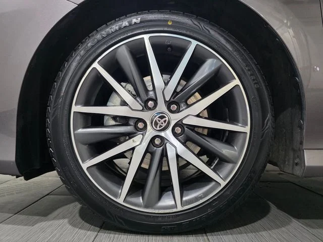 Used 2024 Gray Toyota XLE image 22