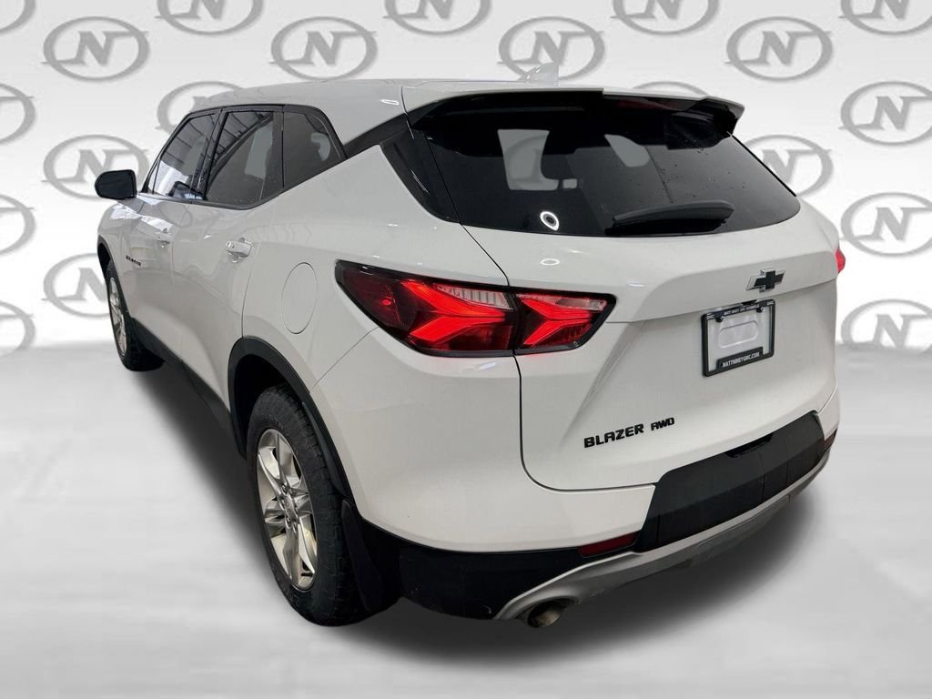 Used 2021 White Chevrolet LT image 33