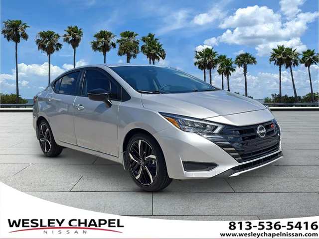 2025 Nissan Versa SR