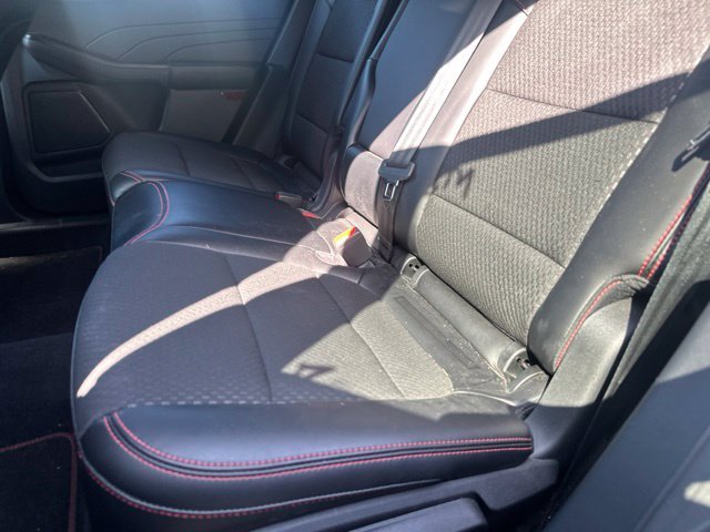 Used 2023 Gray Ford ST-Line image 10
