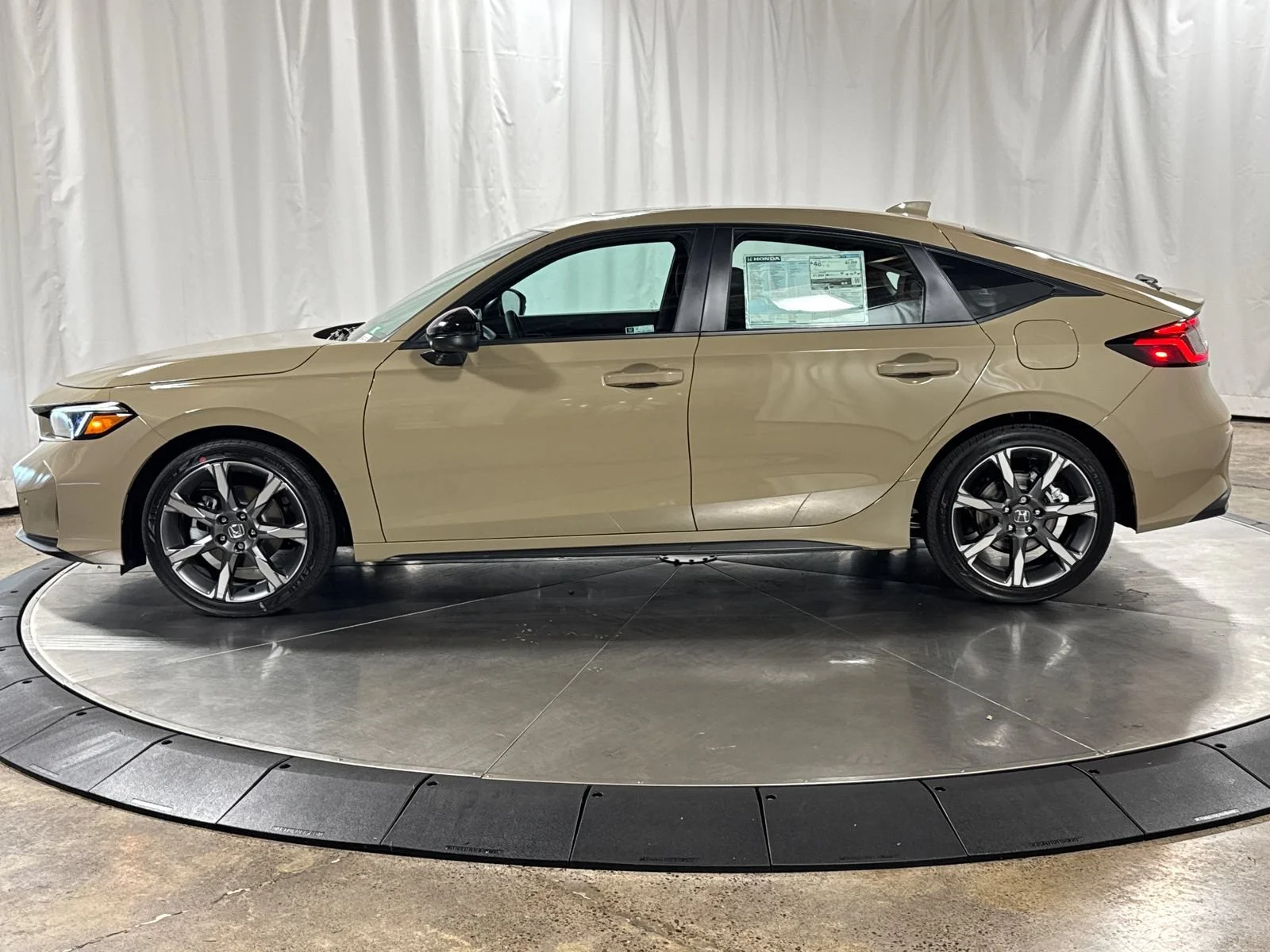 New 2026 Sand Dune Pearl Honda Sport Touring image 8
