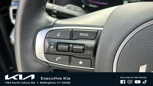 Used 2023 Black Kia X-Line image 12