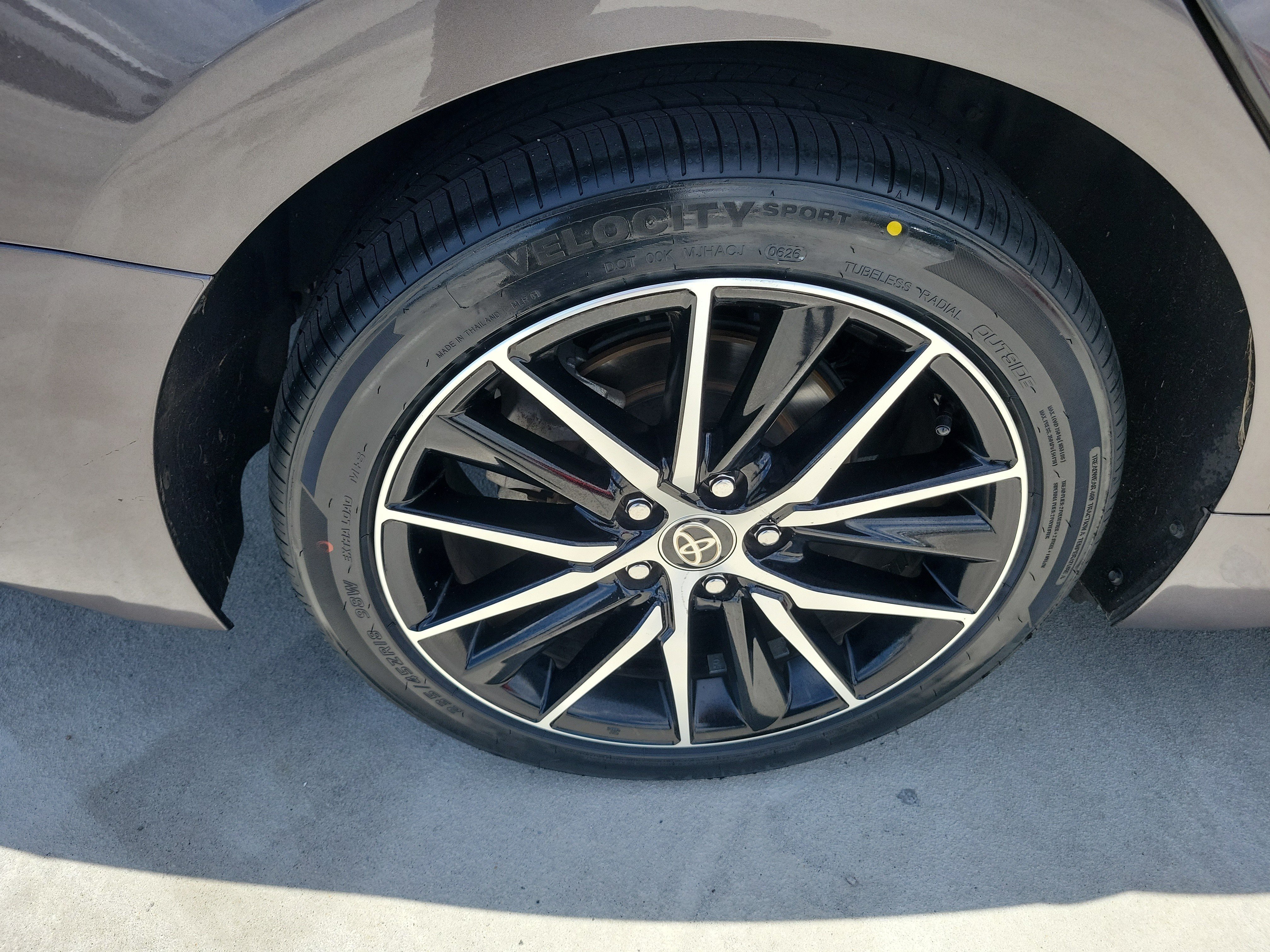 Used 2024 Predawn Gray Mica Toyota SE image 7