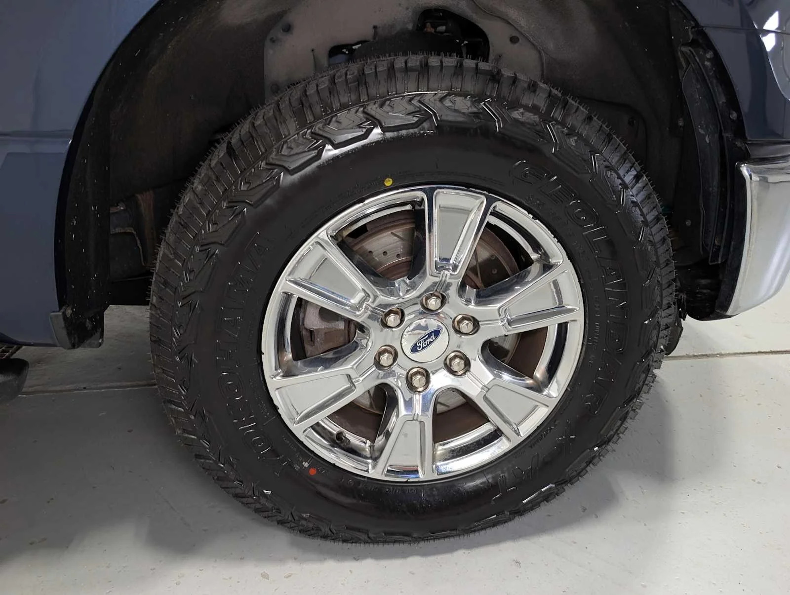 Used 2015 Blue Jeans Metallic Ford XLT image 3