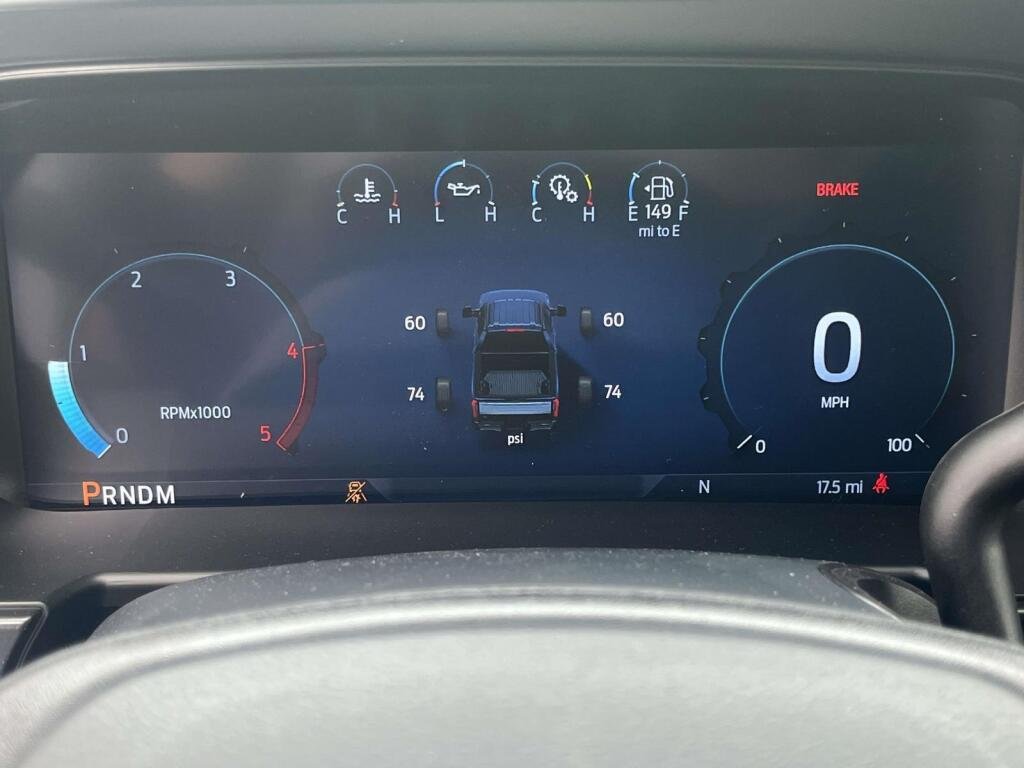 New 2026 Oxford White Ford XLT image 3
