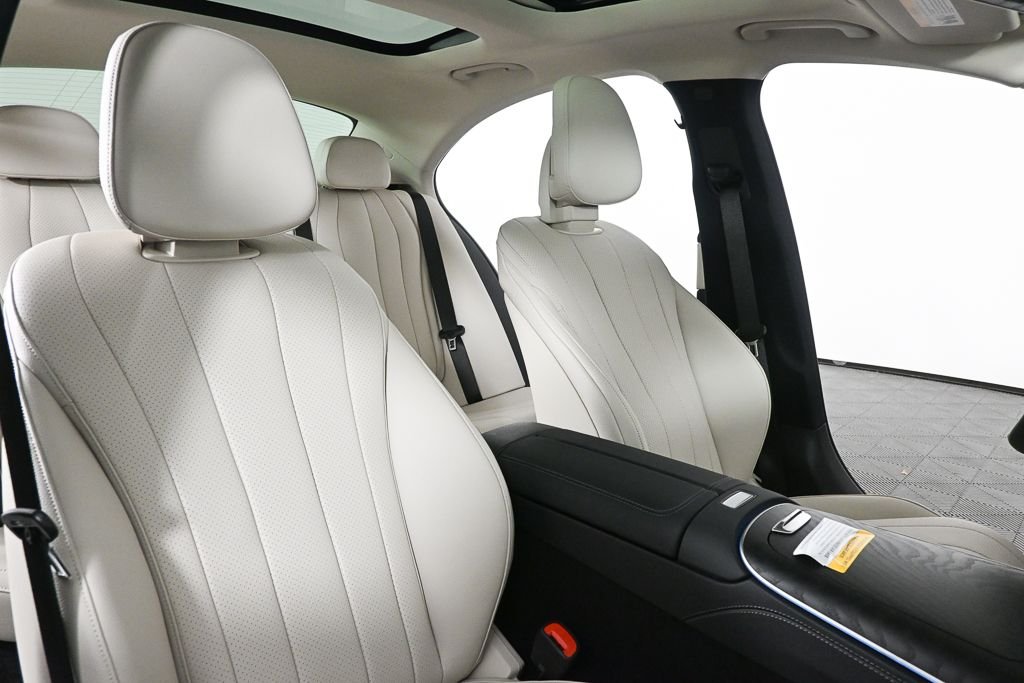 New 2026 Polar White Mercedes-Benz E 450 image 20