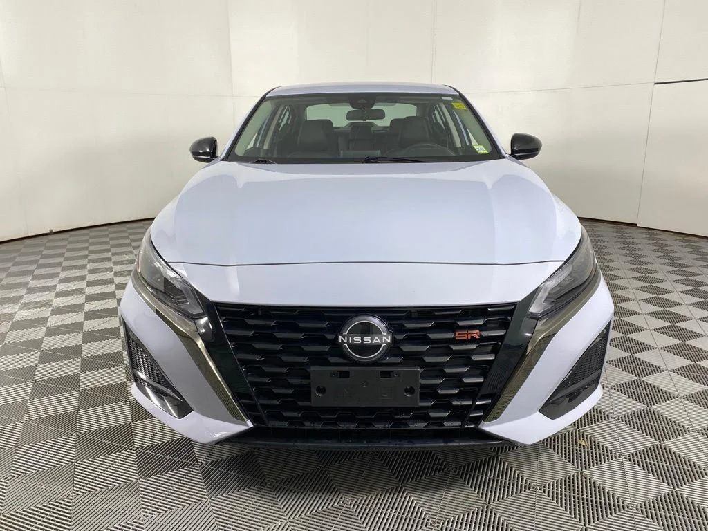 Used 2023 Gray Sky Pearl Nissan 2.5 SR image 5