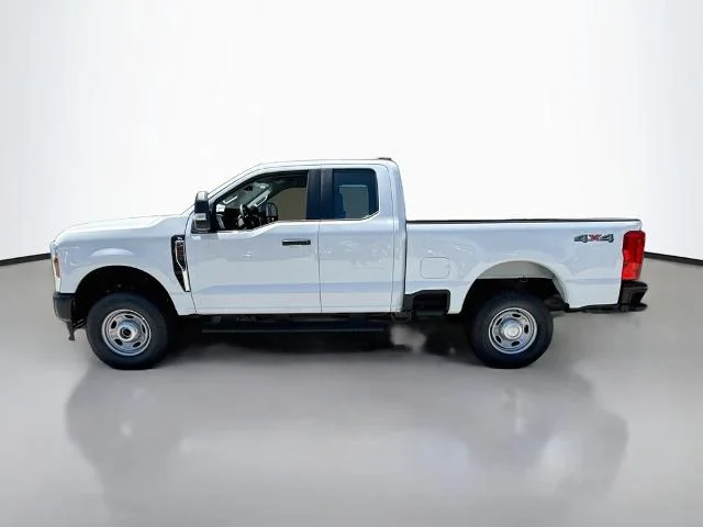 New 2026 Oxford White Ford F-250® XL image 33