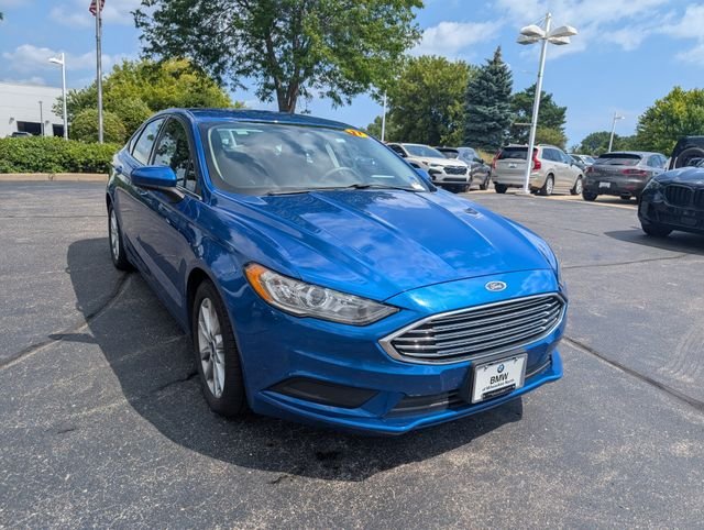 Used 2017 Lightning Blue Ford SE image 8