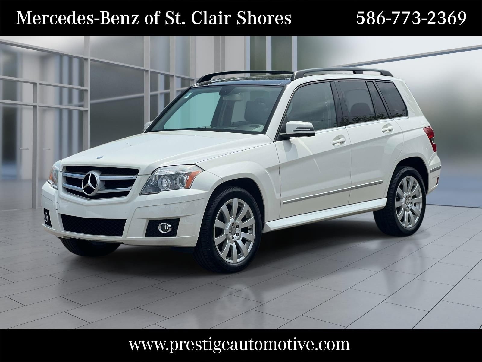 2010 Mercedes-Benz GLK-Class GLK350 4WD's photo