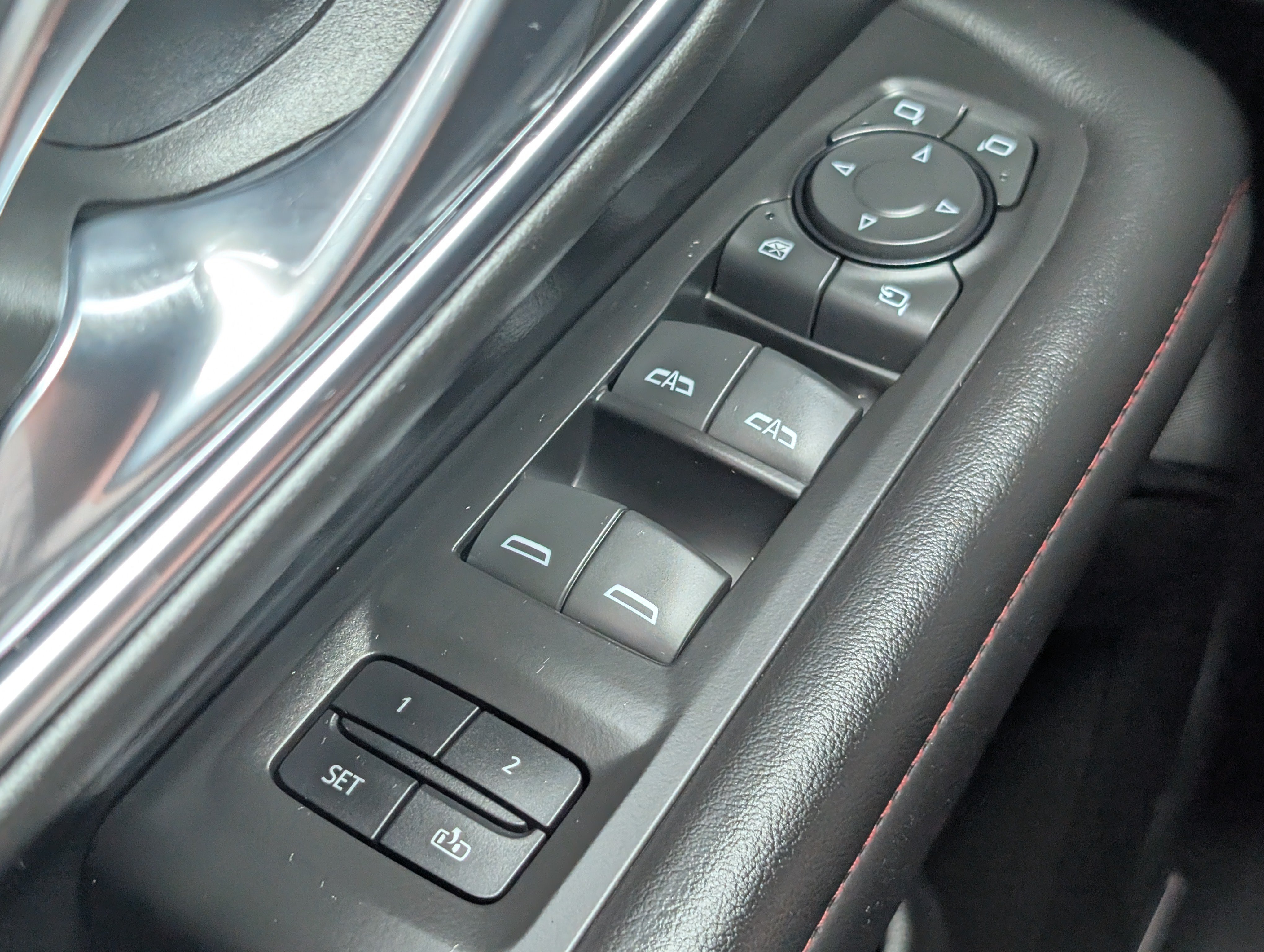 Used 2023 Iridescent Pearl Tricoat Chevrolet RST image 12