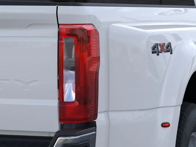 New 2026 Oxford White Ford XL image 21