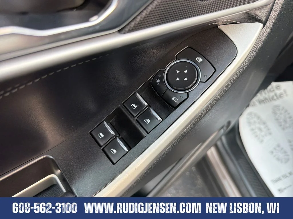 Used 2021 Gray Ford XLT image 11