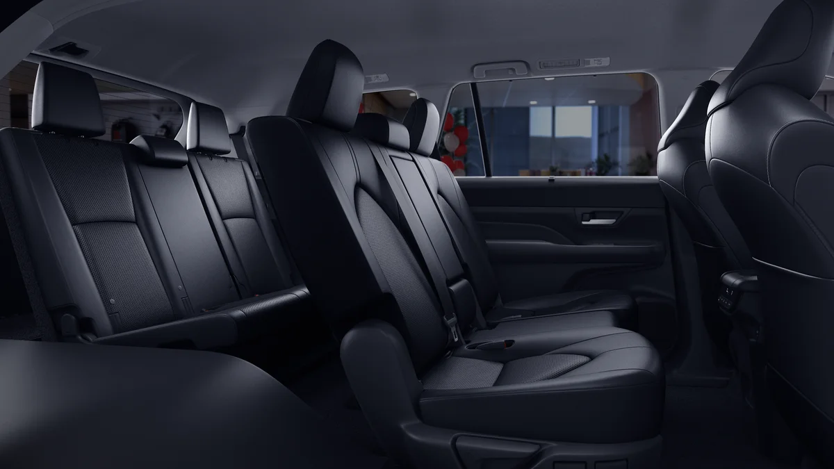 New 2026 Wind Chill Pearl Toyota XLE image 29