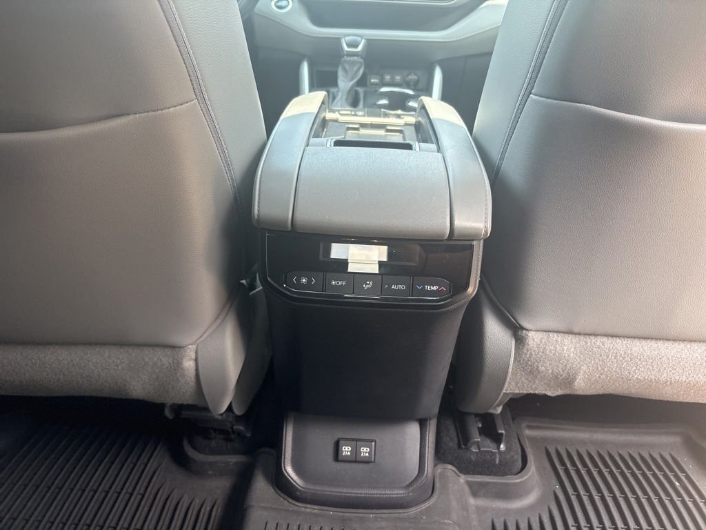 Used 2021 Blizzard Pearl Toyota XLE image 33