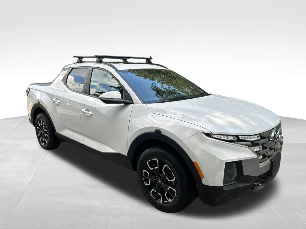 Used 2022 White Hyundai SEL Premium image 8
