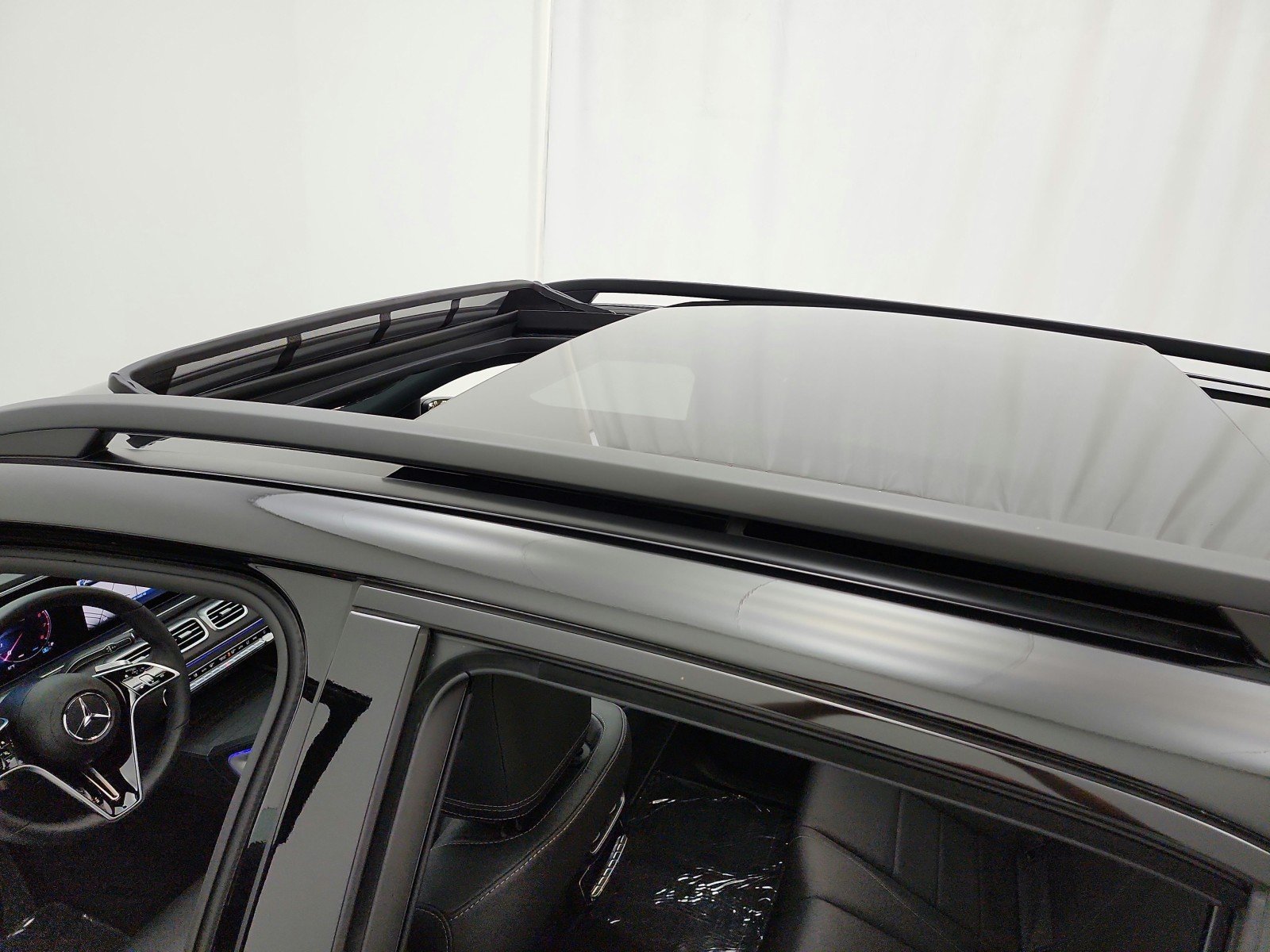 Certified Used 2026 Black Mercedes-Benz GLE 450 4MATIC® SUV image 11