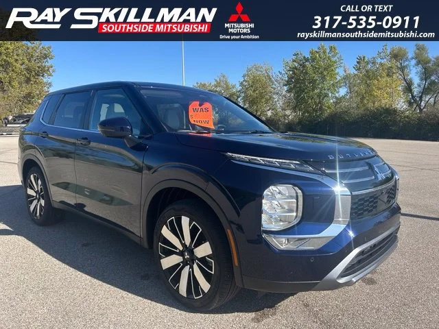 New 2026 Cosmic Blue Metallic Mitsubishi SE image 3