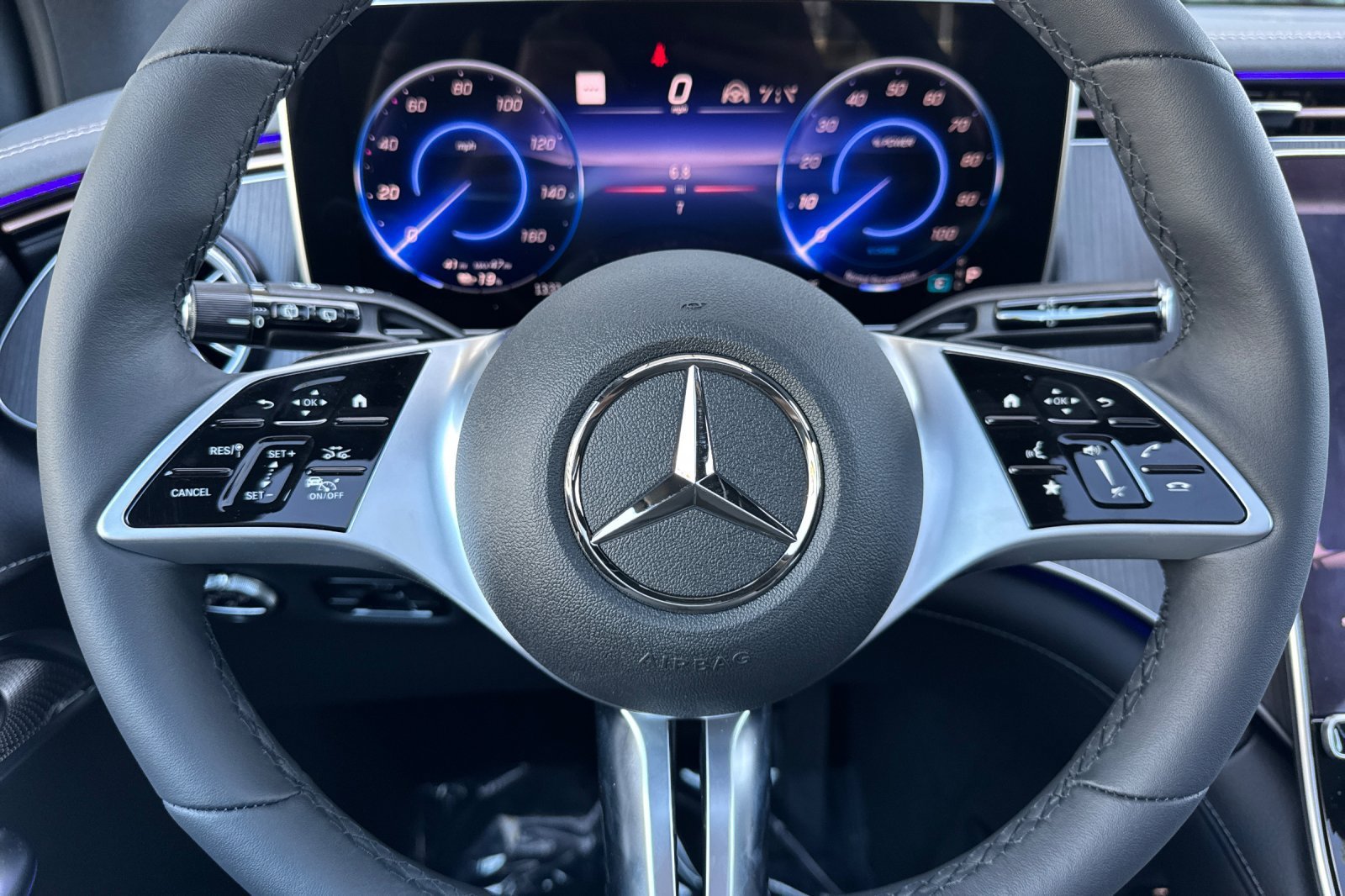 New 2027 Obsidian Black Metallic Mercedes-Benz 320+ SUV image 22