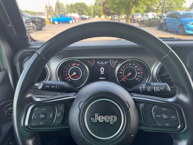 Certified Used 2020 Silver Jeep Unlimited Sport S image 22