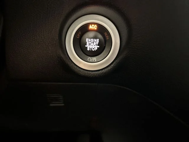 Used 2025 Black Chrysler Select image 13