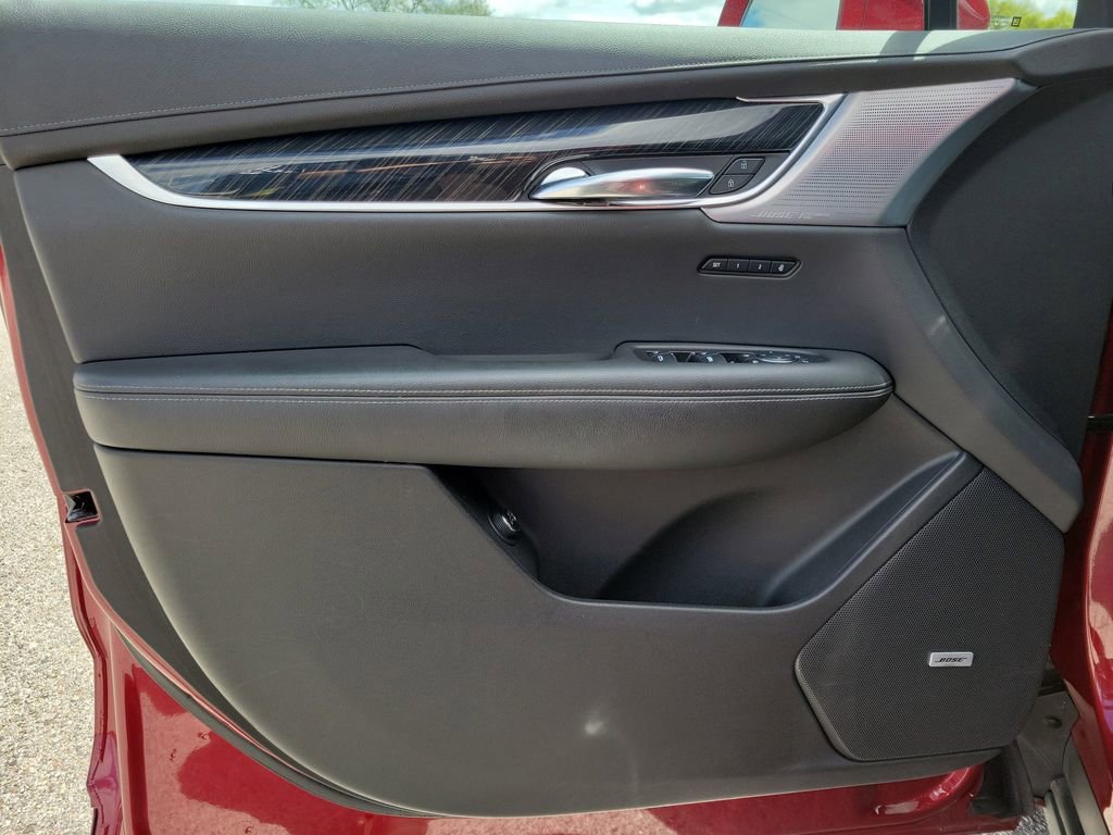 Used 2020 RED HORIZON TINTCOAT Cadillac AWD Premium Luxury image 19