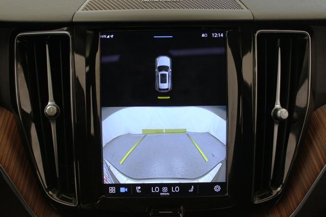 2023 Volvo XC60 Plus - Photo 28