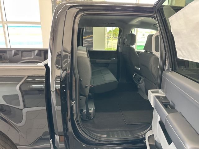 2025 Ford F-150 XLT - Photo 41