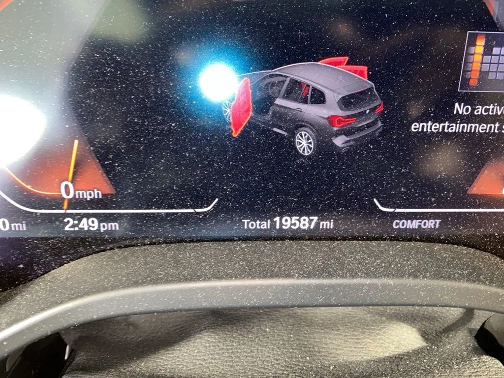 Used 2024 Carbon Black Metallic BMW xDrive30i image 10