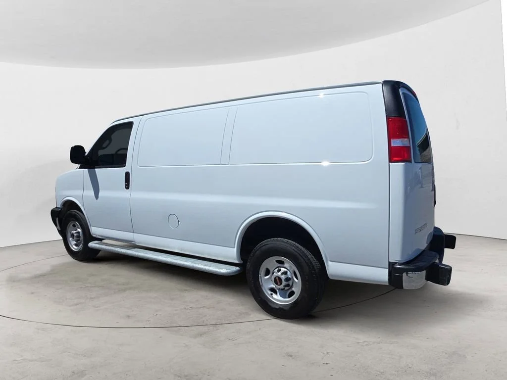 Used 2024 Summit White GMC Work Van image 3