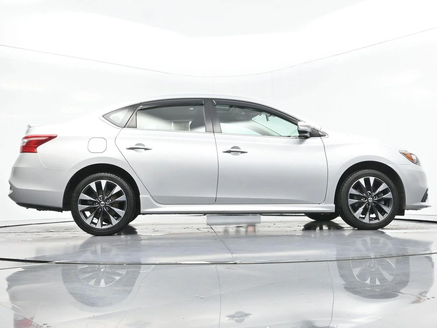 Used 2017 Brilliant Silver Nissan SR Turbo image 52