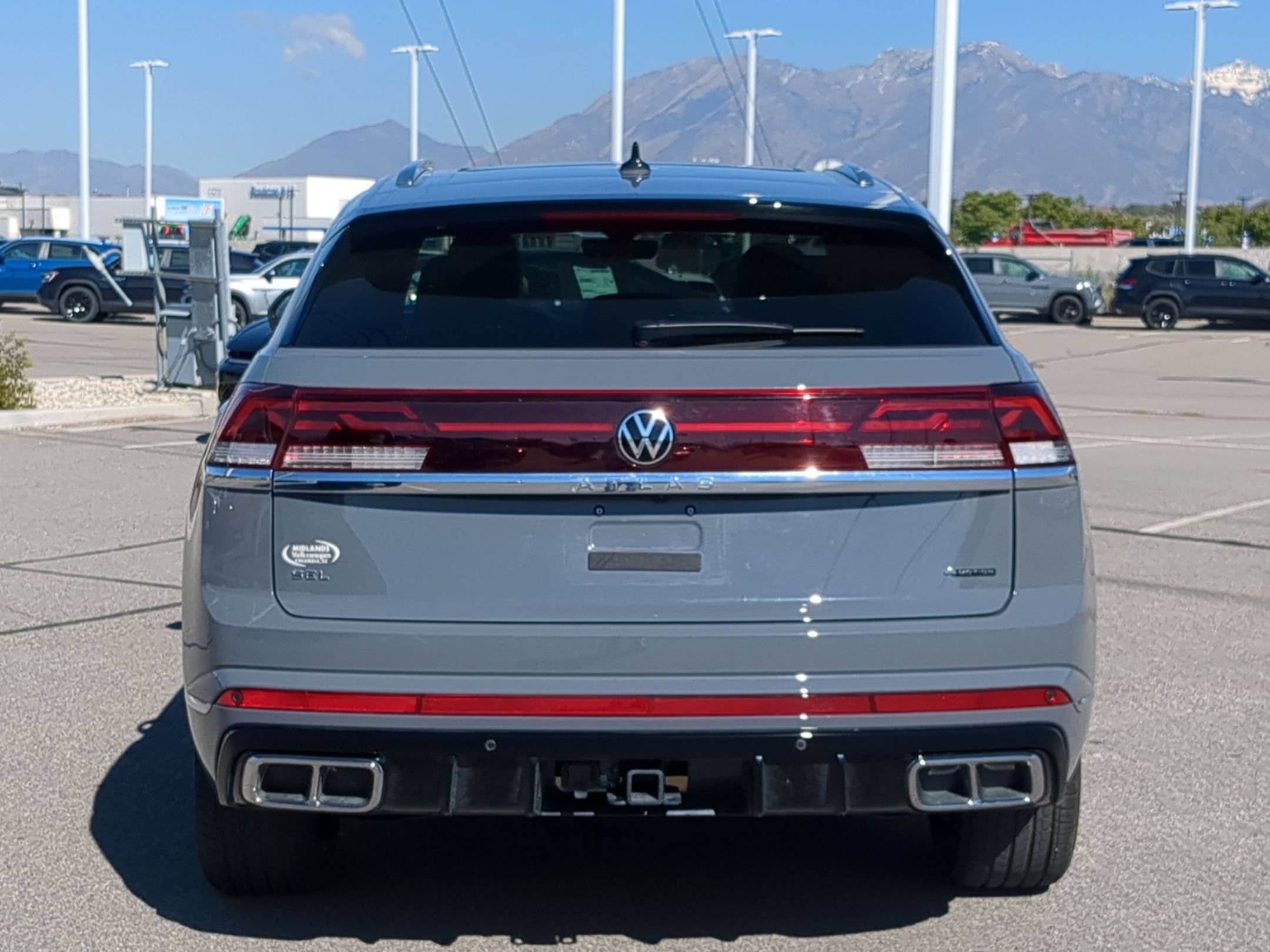 Used 2026 Gray Volkswagen 2.0T SEL Premium R-Line image 4
