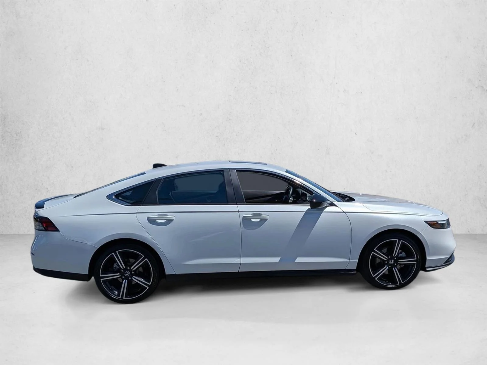 Used 2024 White Honda Sport image 4