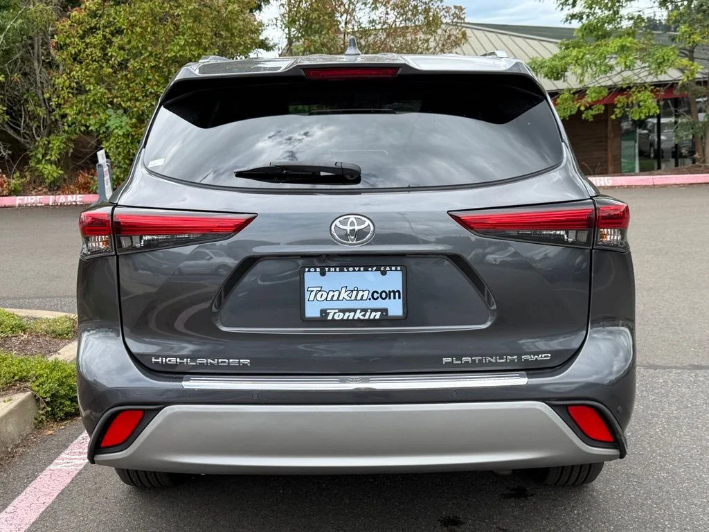 2022 Toyota Highlander Platinum - Photo 6