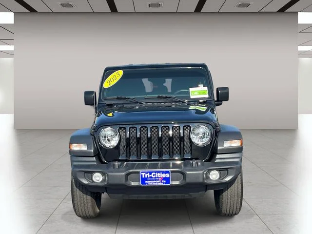Used 2023 Black Jeep Sport image 9
