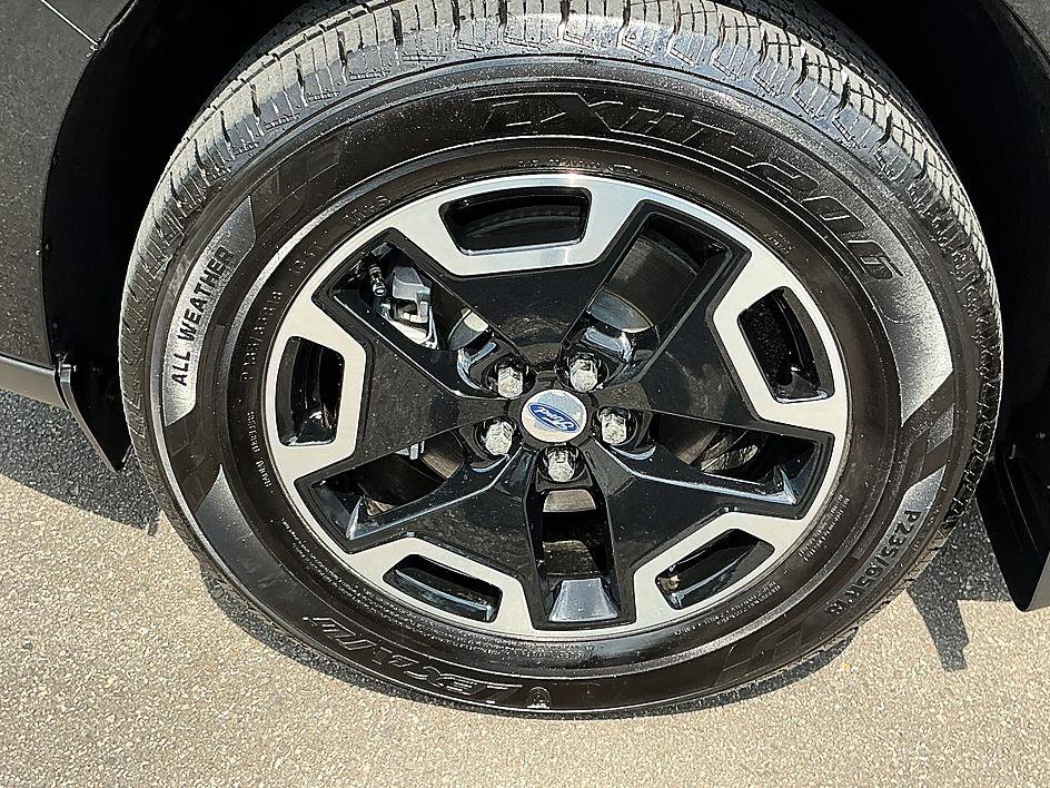 Used 2025 Shadow Black Ford XL image 9