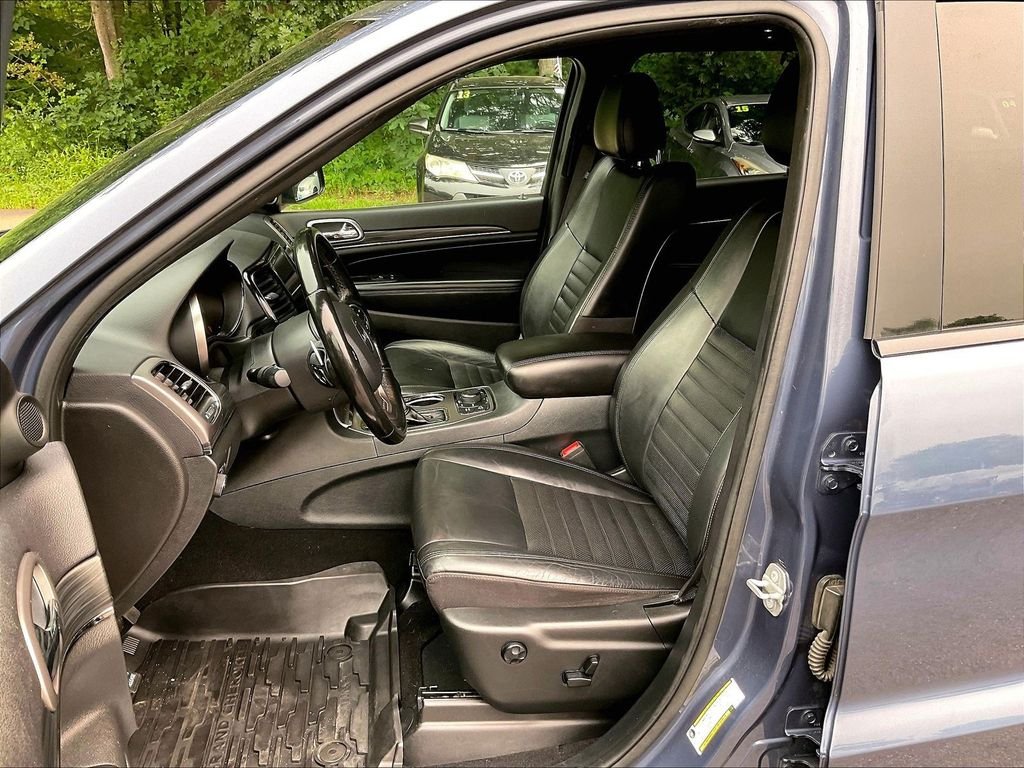 Used 2020 Blue Jeep Limited X image 10