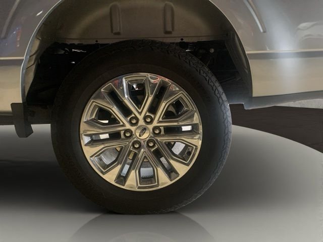 Used 2025 Silver Ford Lariat image 17
