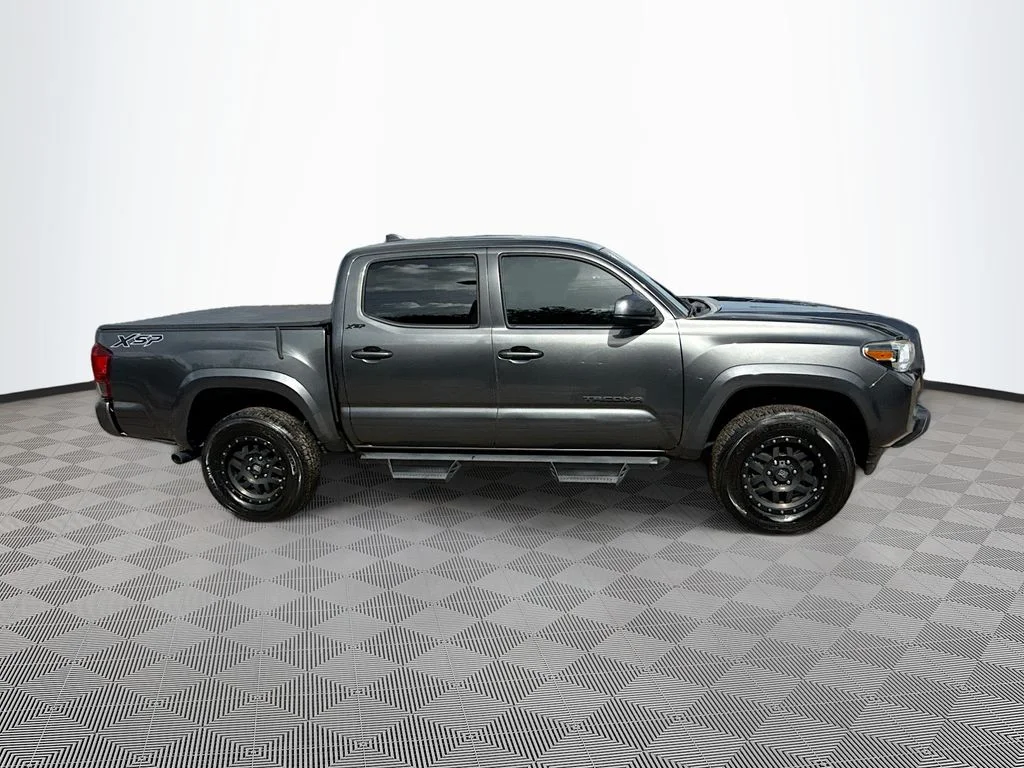 Used 2020 Gray Toyota SR5 image 5