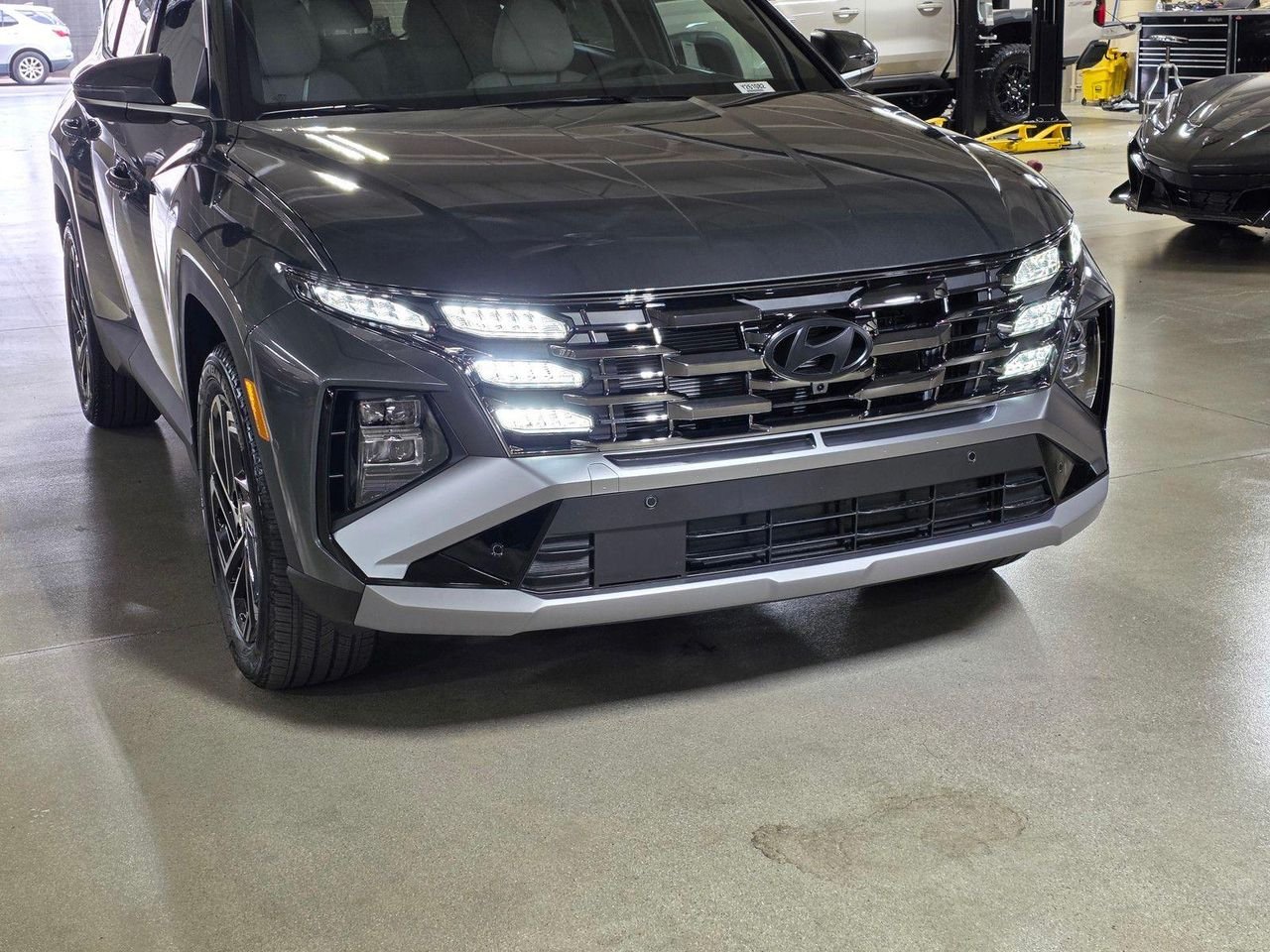 New 2026 Amazon Gray Hyundai Limited image 9