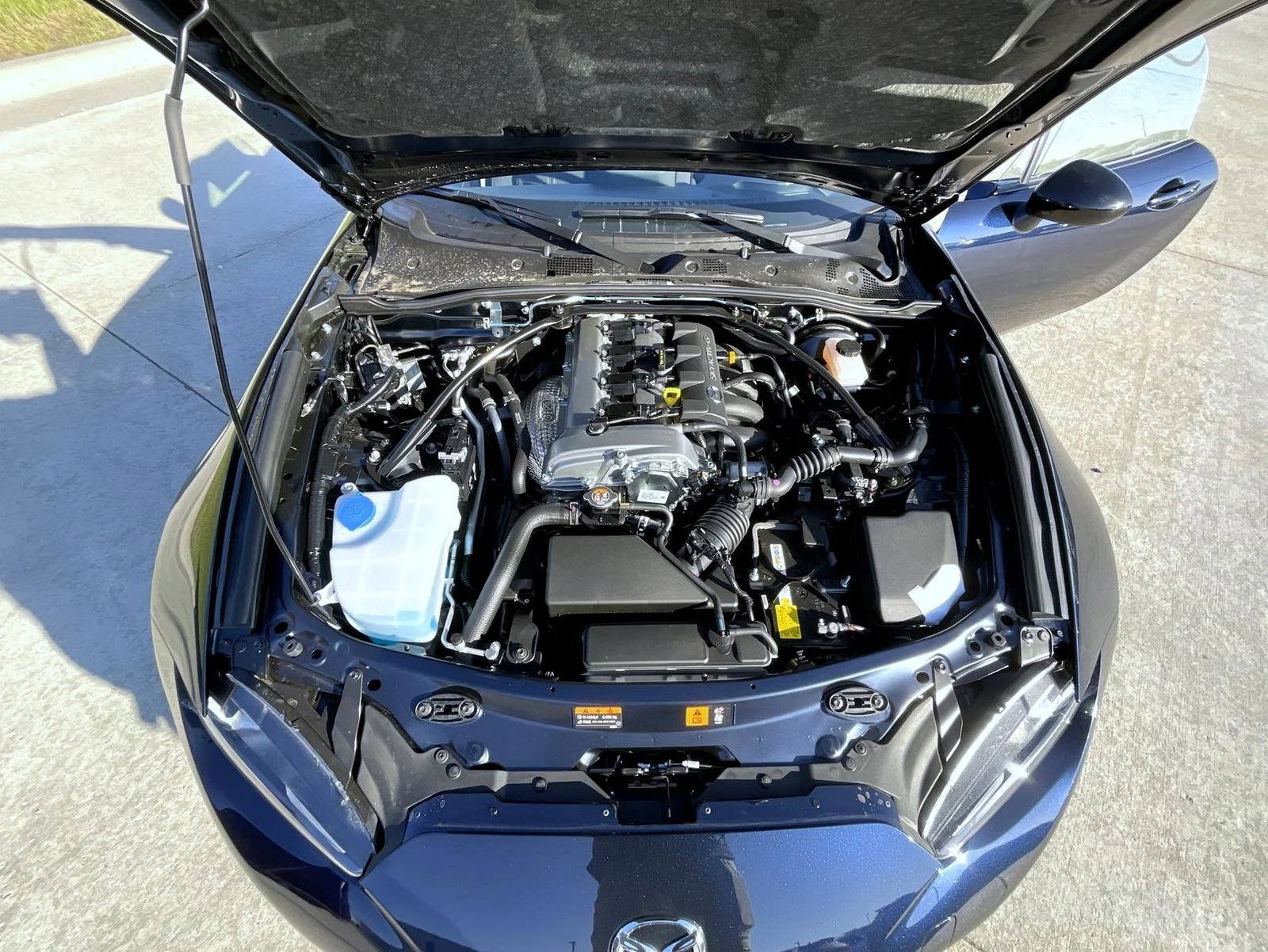 New 2026 Deep Crystal Blue Mica Mazda Club image 18